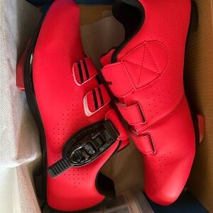 Vibrant Red Women's Cycling Shoes